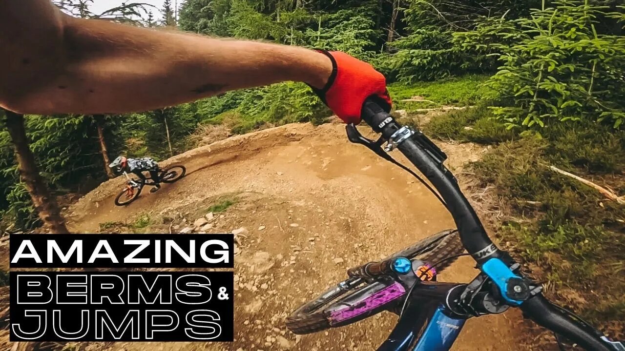 RIDING INSANE & BEAUTIFUL BERMS, JUMPS & MTB TRAILS WITH MATES!