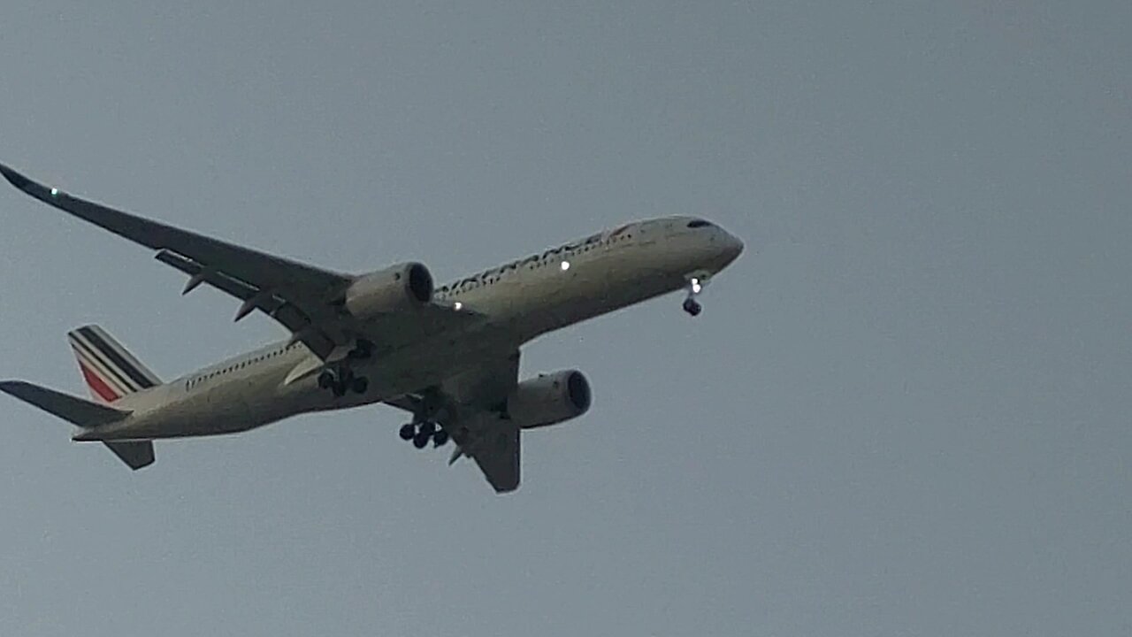 Airbus A350 F-HTYC coming from Paris to Fortaleza