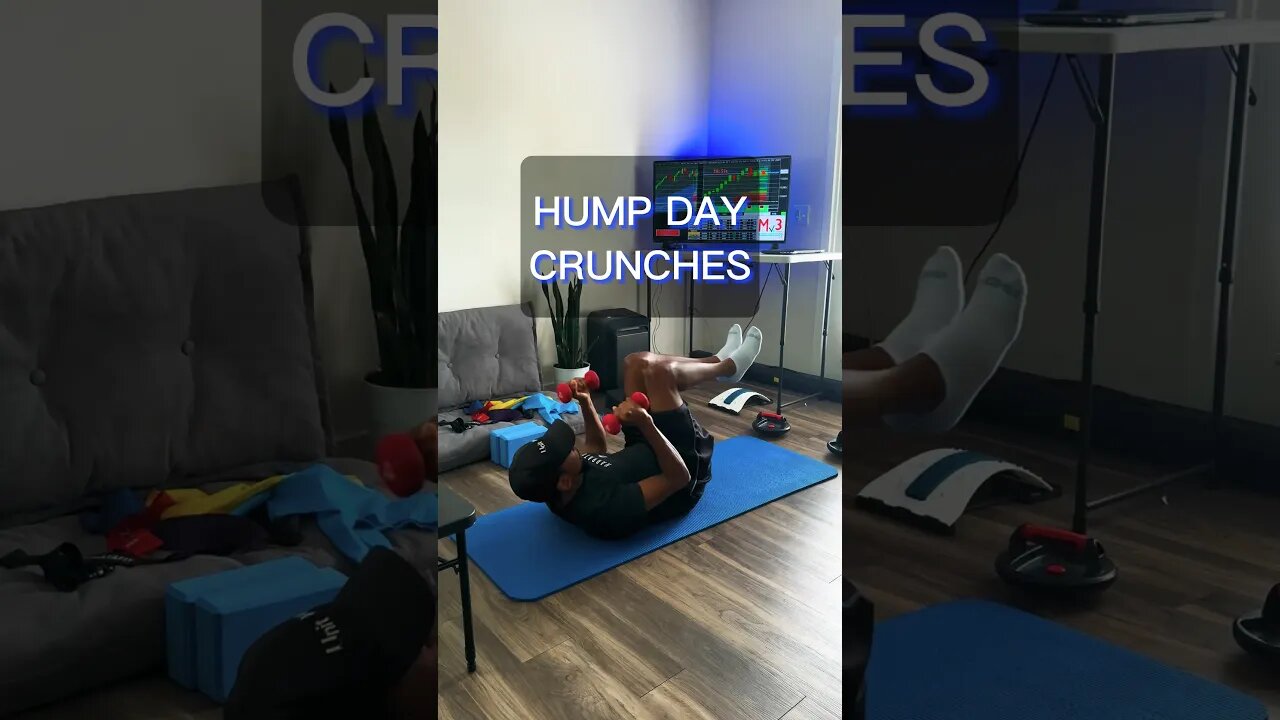 Fit Trader Movement of the day: Hump Day Crunches Leg Tuck Core Focus