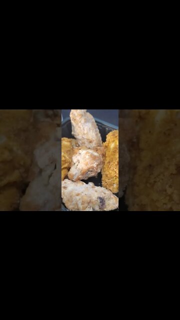 7-Eleven Sold Me Frozen Wings! | #shorts