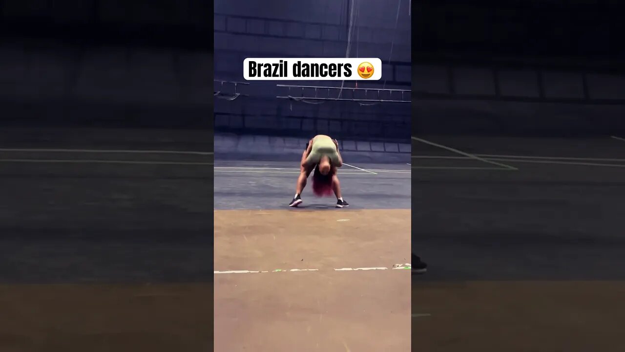 That backbend goes AWF! 😍 BTS moments from Brazil