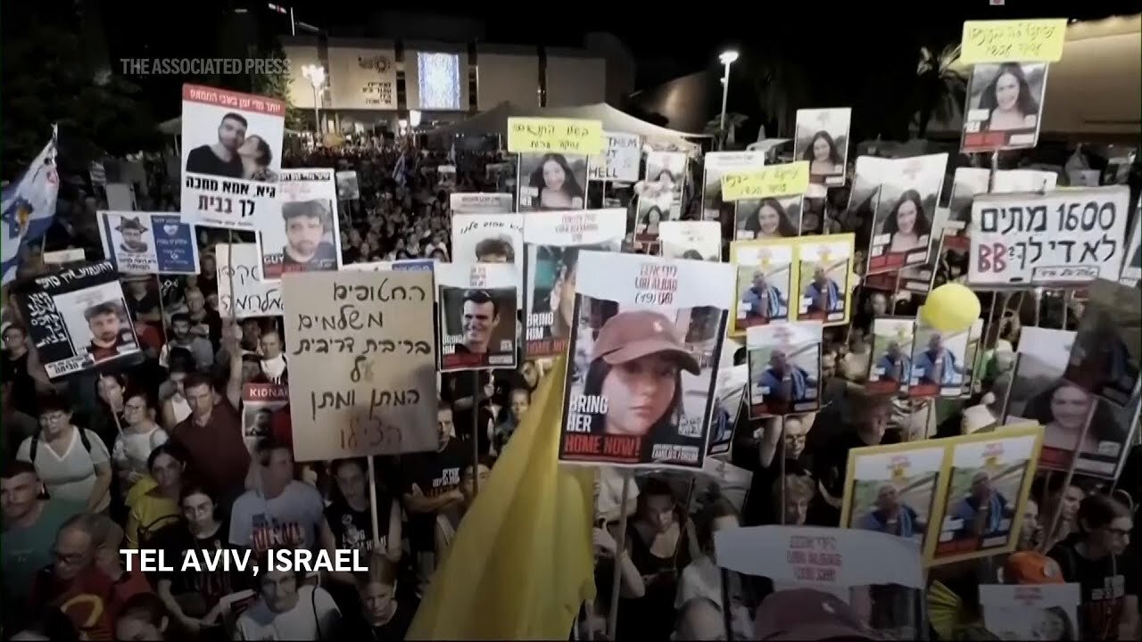 Relatives and supporters gather for weekly rally in Tel Aviv calling for release of Gaza hostages