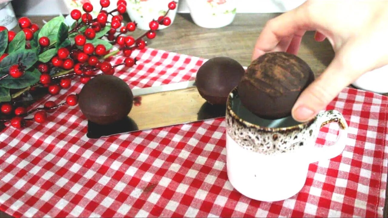 Bombe de ciocolata calda| Hot Chocolate bombs
