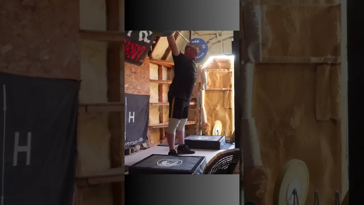 150 kg / 330 lb - Behind the Neck Jerk