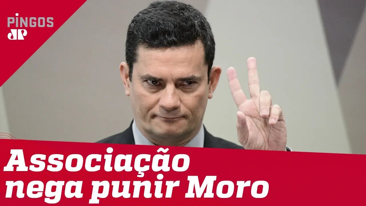 Sergio Moro recebe apoio de juízes