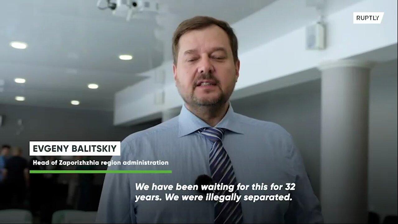 "We've been waiting for 32 years" - Residents of Melitopol City receive Russian passports