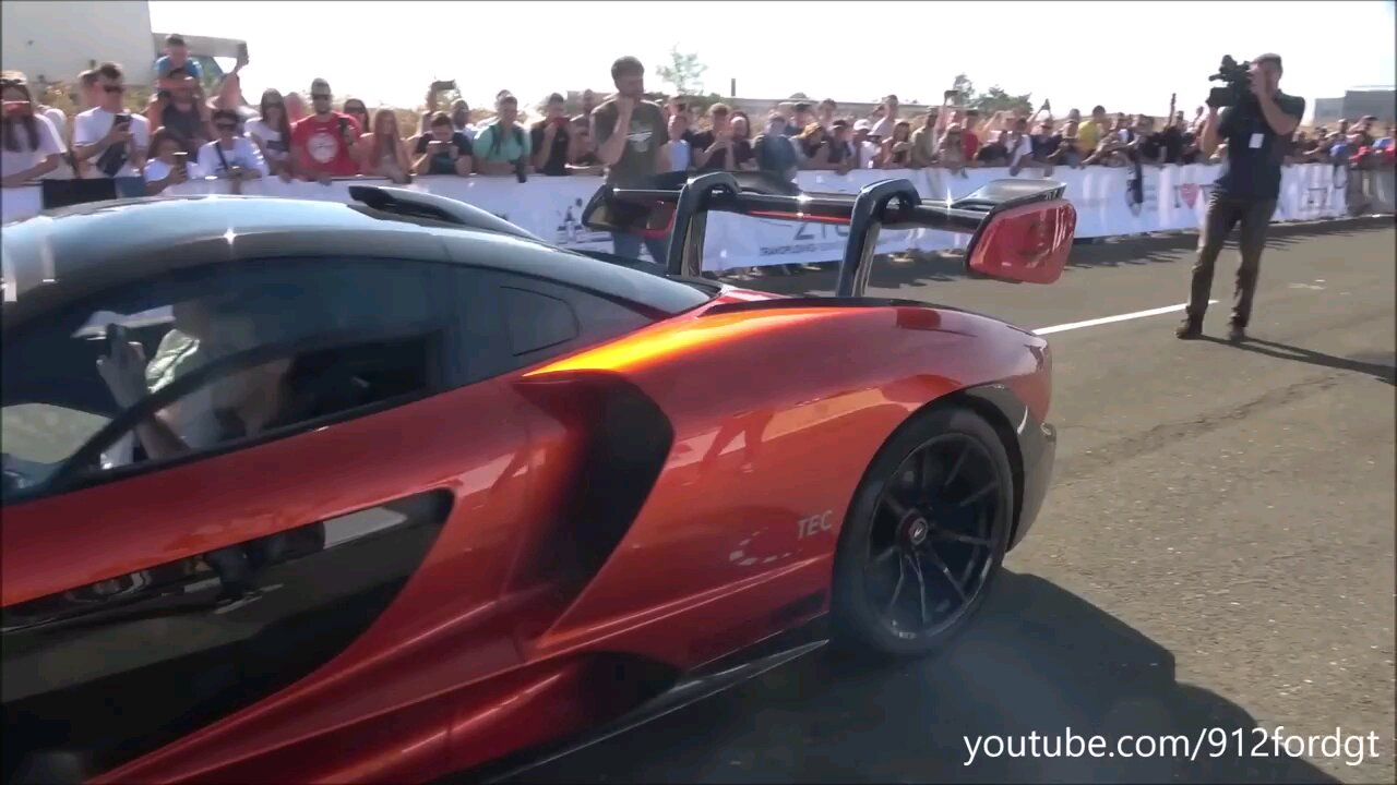 supercars racing