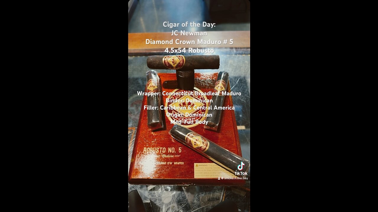 Cigar of the Day: JC Newman Diamond Crown Maduro # 5 4.5x54 #Shorts #Cigars #Short #Cigar #SNTB