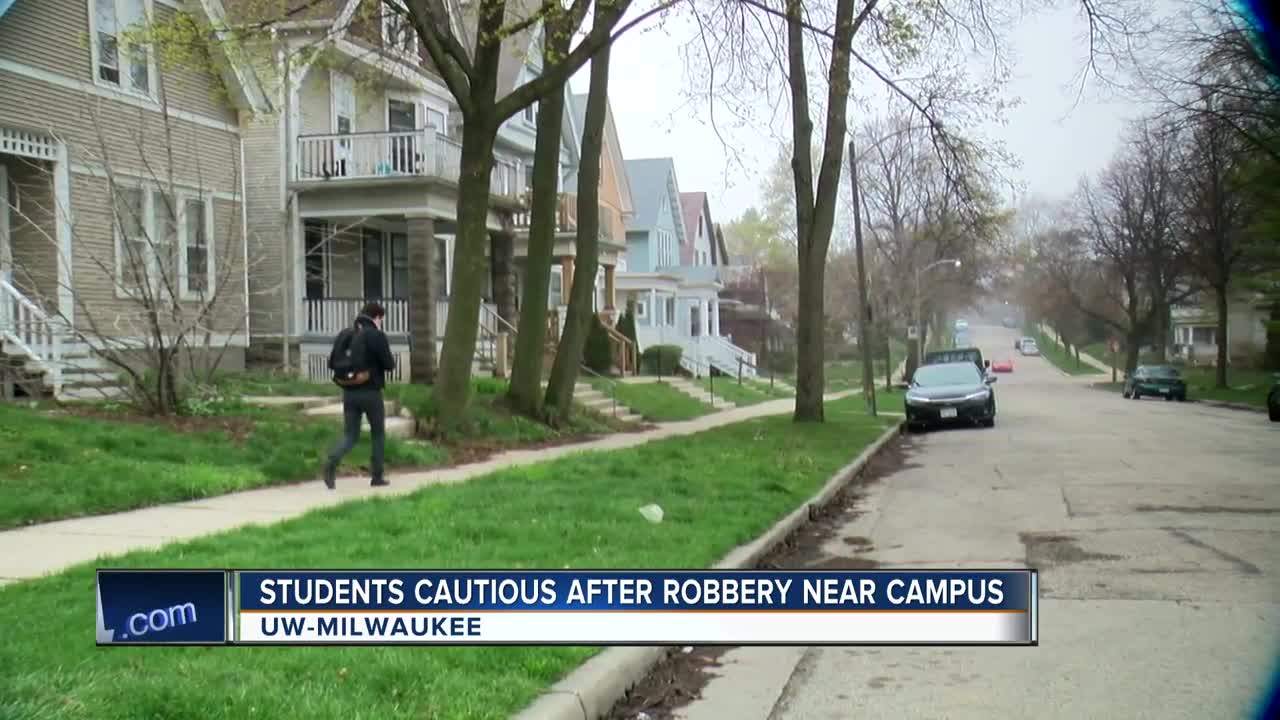 UWM student robbed at gunpoint near Kenwood and Newhall