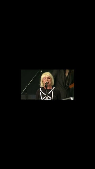 Blondie : Fight For Your Right (HQ 50f) Live Glastonbury 2014 #shorts