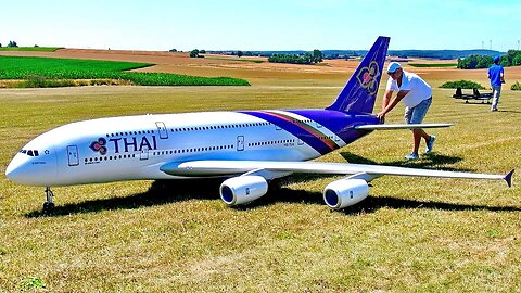 STUNNING ! GIGANTIC ! 102KG XXXL RC AIRBUS A-380 / SCALE MODEL TURBINE JET AIRLINER / FLIGHT DEMO !.