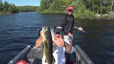 MidWest Outdoors TV Show #1577 - Multi Species Action from Crane Lake, Minnesota