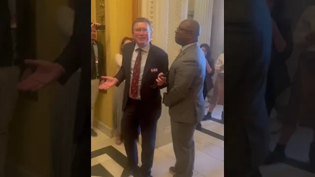 Rep. Thomas Massie and PSYCHO Dem get into shouting match over gun control