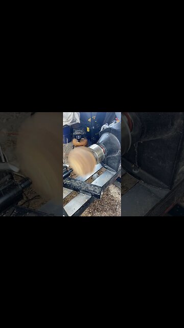 Shaping a waste block