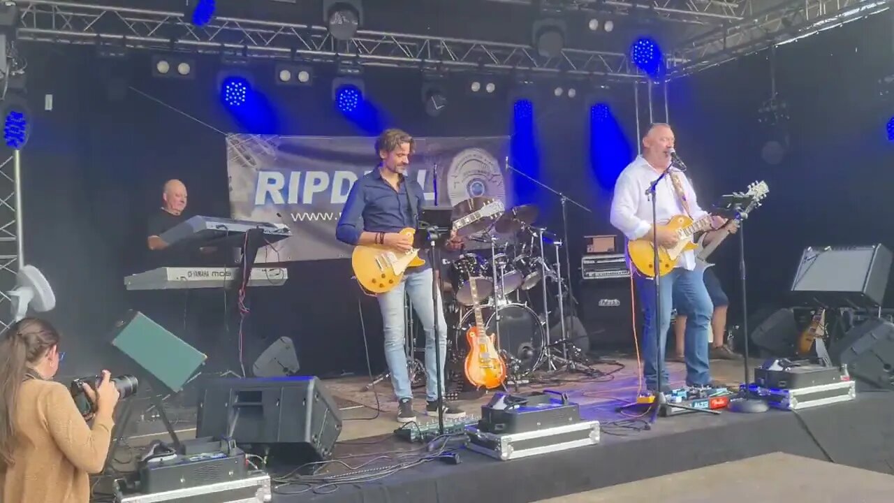 RIPDEAL and professional photography