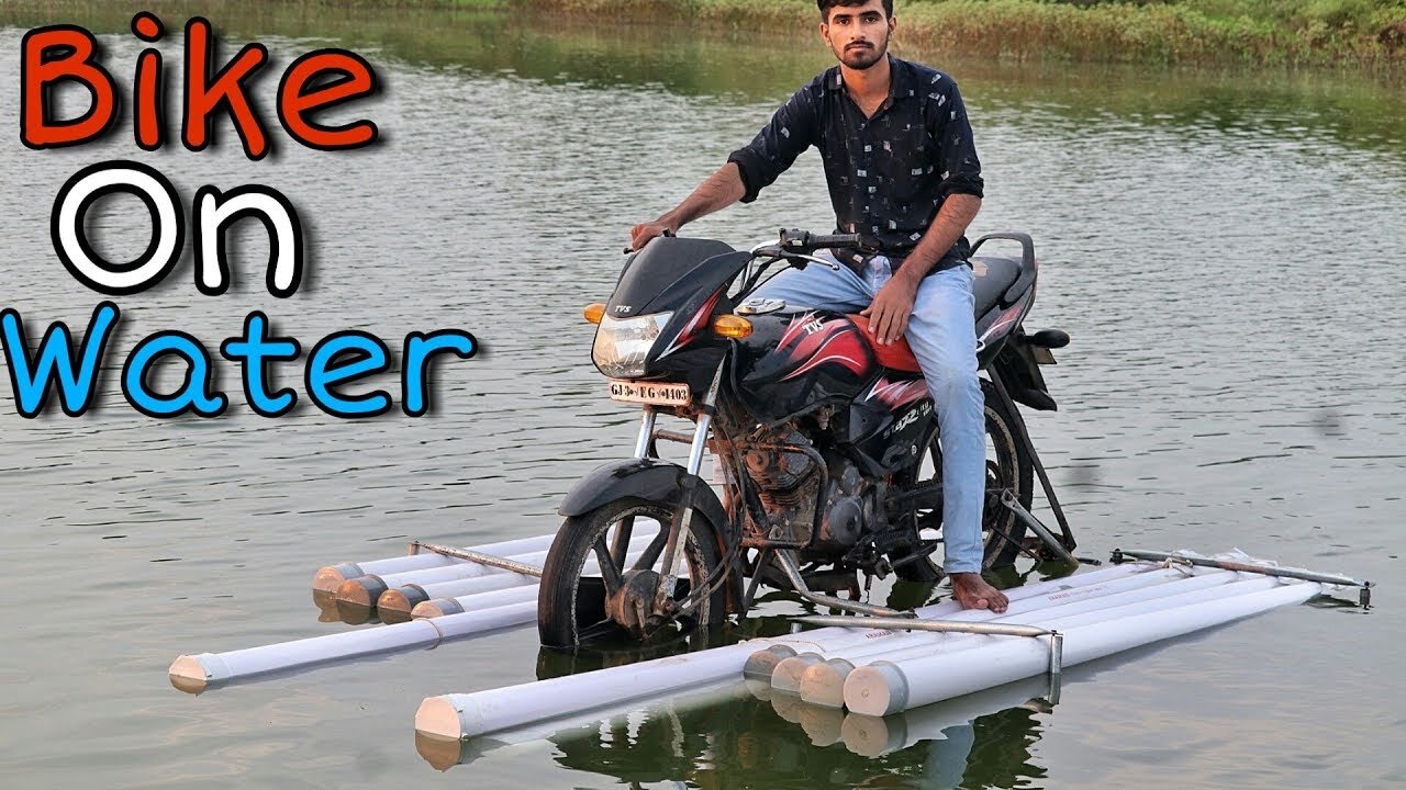 हमने बाइक को पानी पे चलाया Riding Bike on Water - Experiment