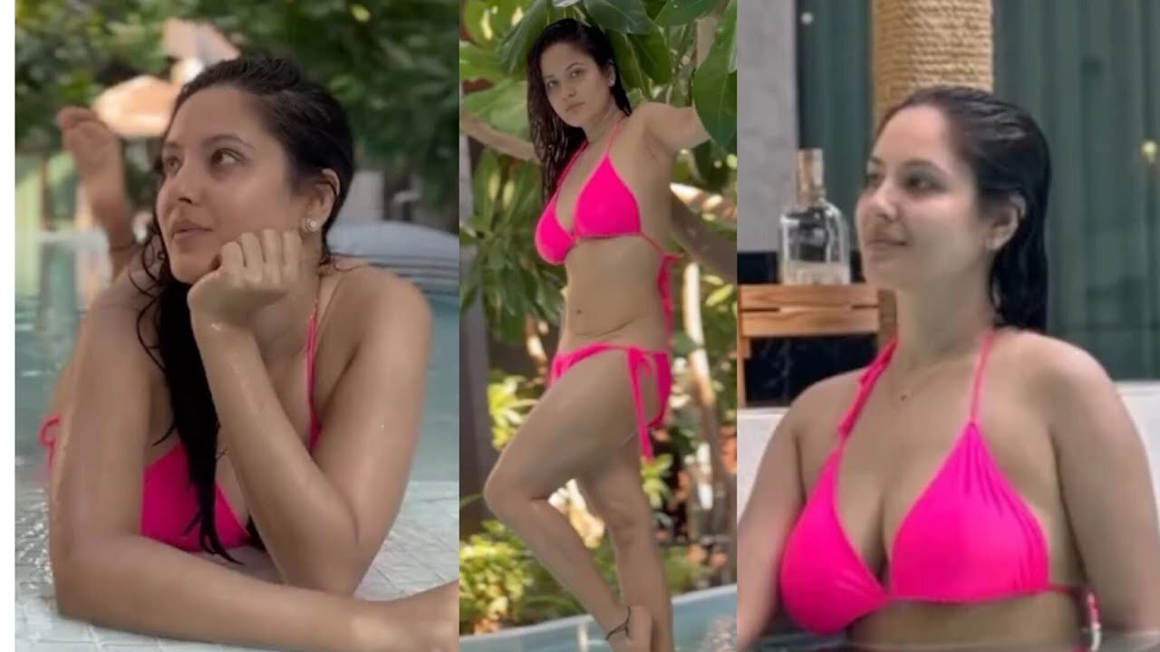 Puja Banerjee New Pink Bikini 🔥🔥