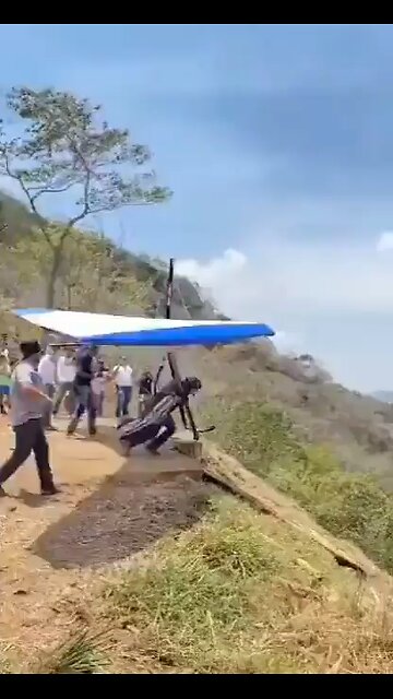 I cannot stop watching this...