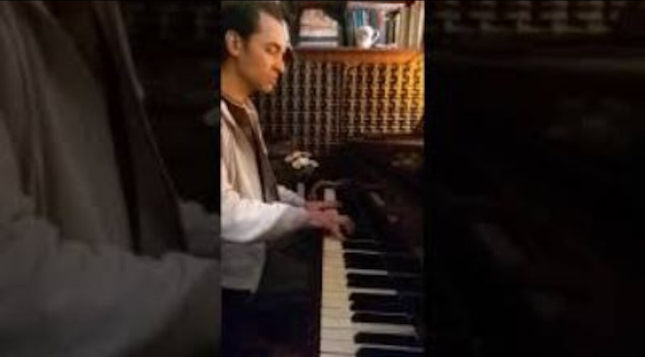 Canción "Kilómetros de más" [parte]