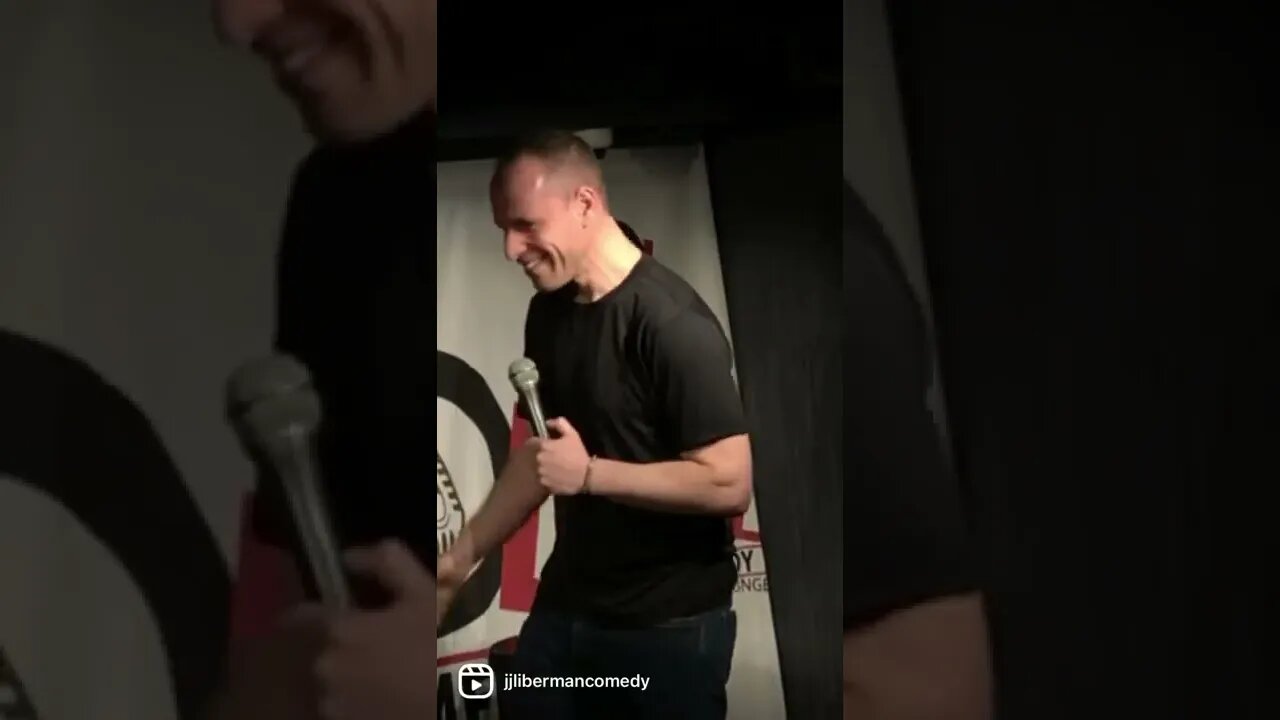 Hot lesbians in audience