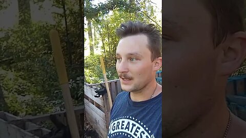 DIY Compost 😎 Follow us on IG andFB https://instagram.com/waywardcajunfarms?igshid=ZDdkNTZiNTM= #dit