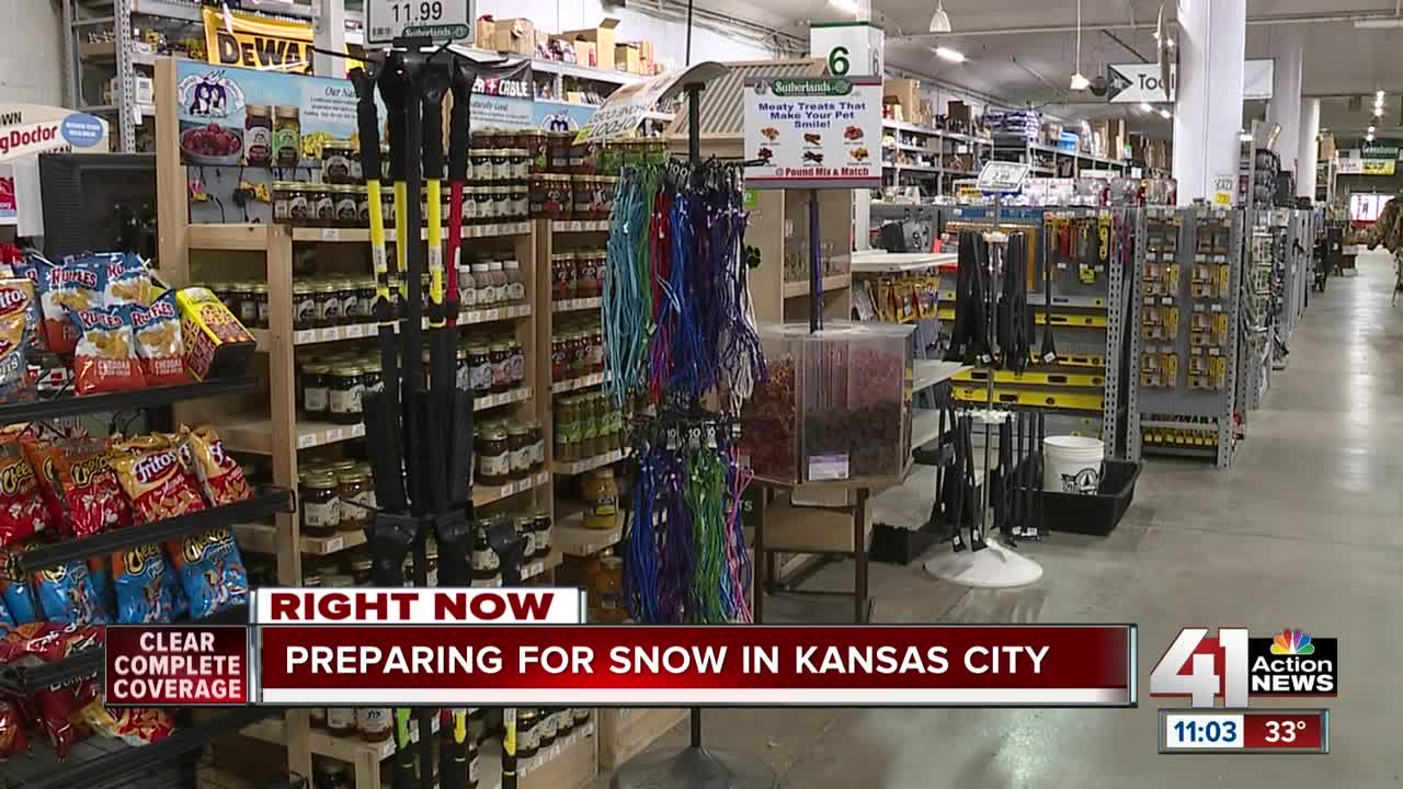 Kansas City residents prepare for snow