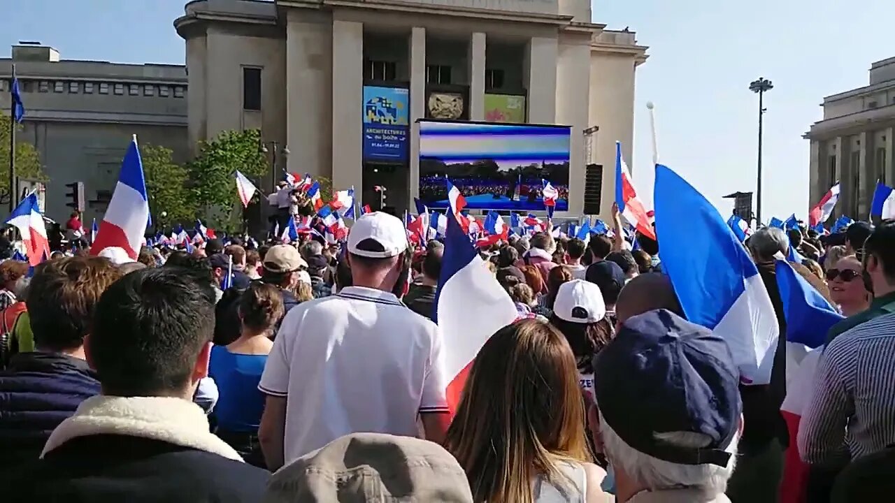 Meeting E ZEMMOUR AU TROCADERO PART 5