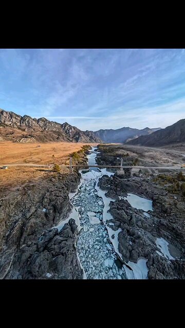 A look at the majestic Oroktoysky Bridge in the Altai Republic