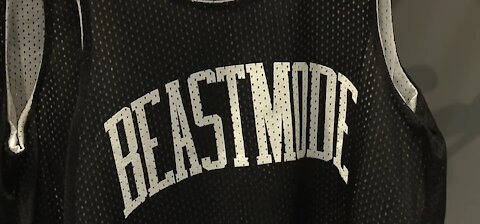 Marshawn Lynch's Beastmode store opens in Las Vegas