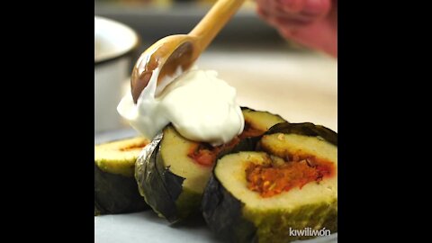 Rollo de Tamal Relleno de Cochinita