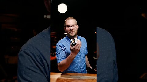 A tiny video light perfect for content creators #molusg60 #weddingfilmmaking