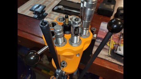 V3, Lyman All American 8, Handle Installation