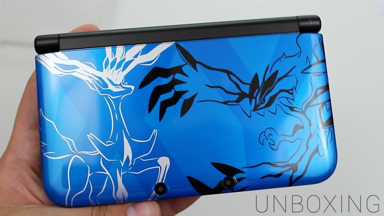 Nintendo 3DS XL Pokémon X/Y Edition Unboxing & Hands On (Blue)