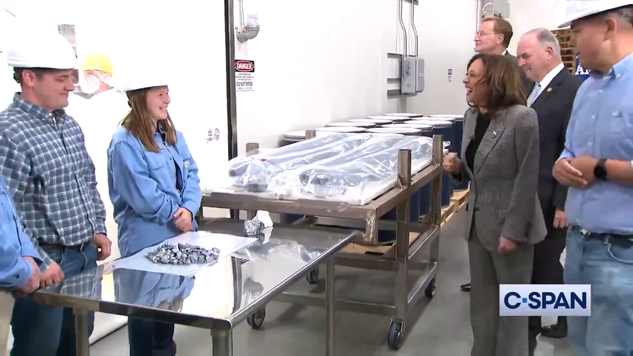 Kamala Visits Semiconductor Facility, Tries To Touch Razor-Sharp Objects