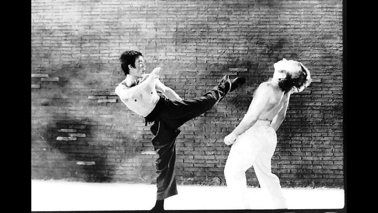 Cross kick Studio Films Bruce Lee Way of The Dragon