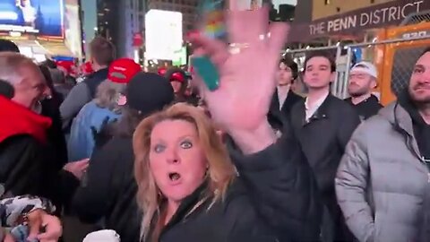 THOUSANDS OF TRUMP SUPPORTERS TAKE OVER MADISON SQUARE GARDEN 12 HOURS BEFORE HE SPEAKS 🚨