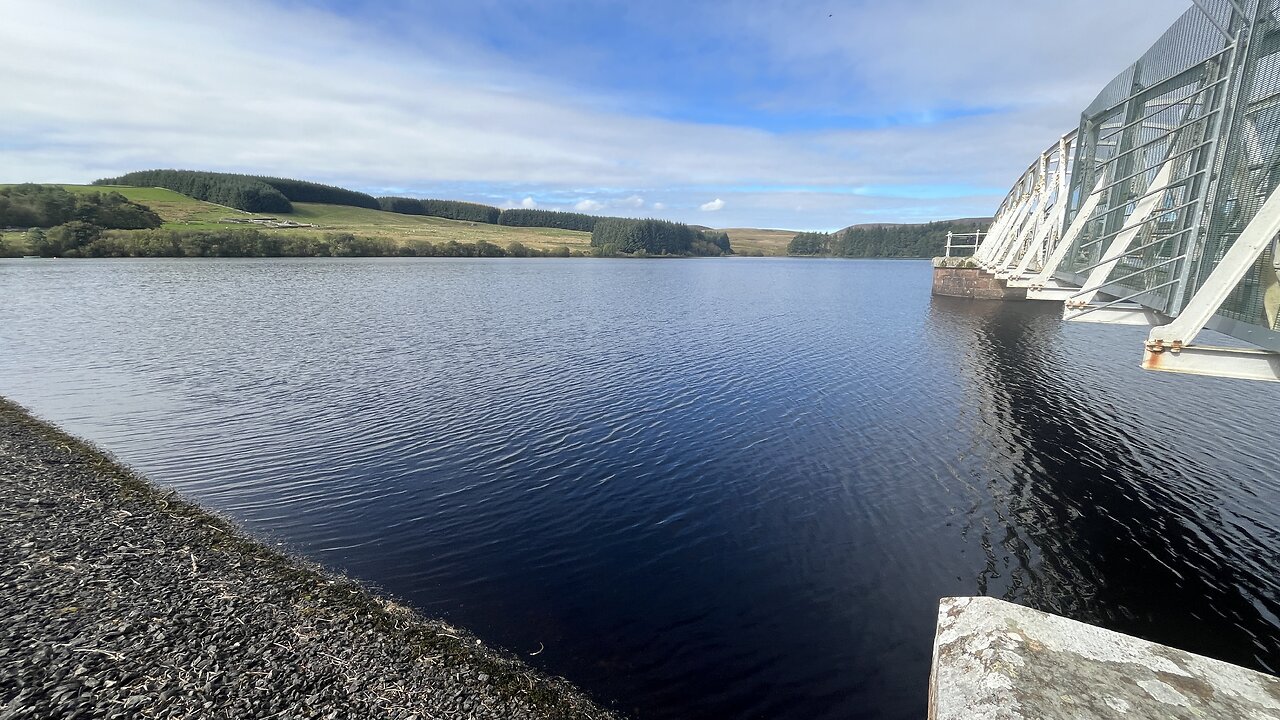 Baddinsgill Reservoir loop