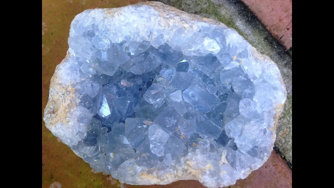 Celestite; The Stone of Understanding; How It Works and What Else Helps