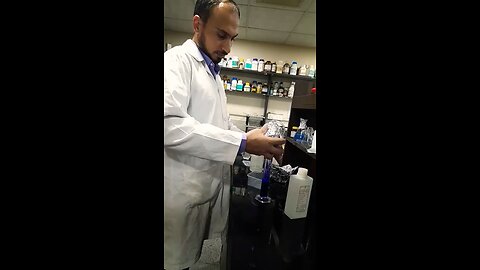 me in our lab 🔬👨‍🔬👨‍🔬👨‍🔬