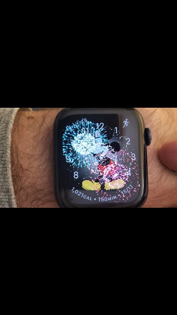 Apple's 2022 Easter Egg... Happy New Year!