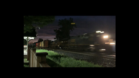 Night Rail Watching!!! CSX Main St. Fairport, NY 8/17/21