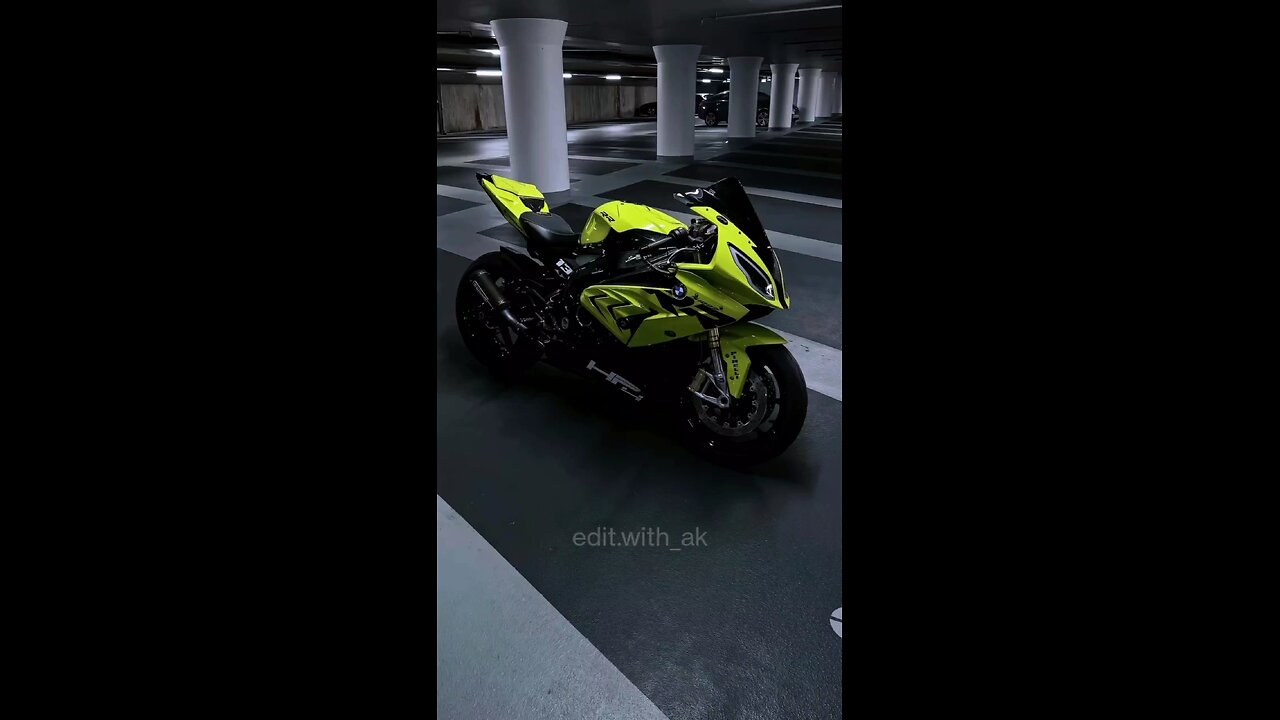 "Unleashing the Beast: BMW S1000RR - The Ultimate Superbike Experience!"