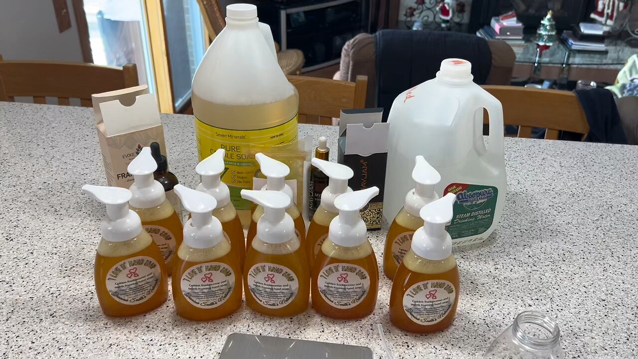 Organic foaming hand soap