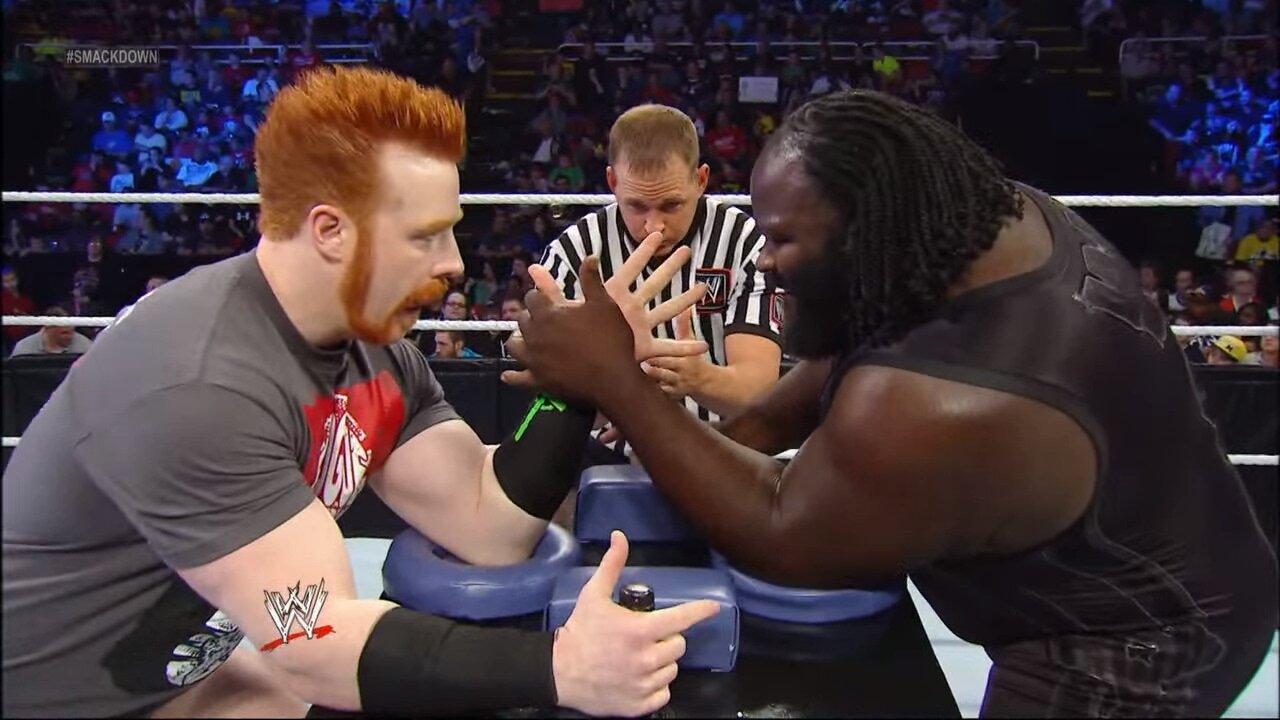 WWE Arm Wrestling Match Sheamus vs. Mark Henry