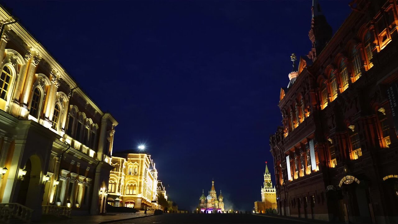 RUSSIA - Moscow- Lockdown Travelogue - Moscow's Red Square (Video) (6bL)