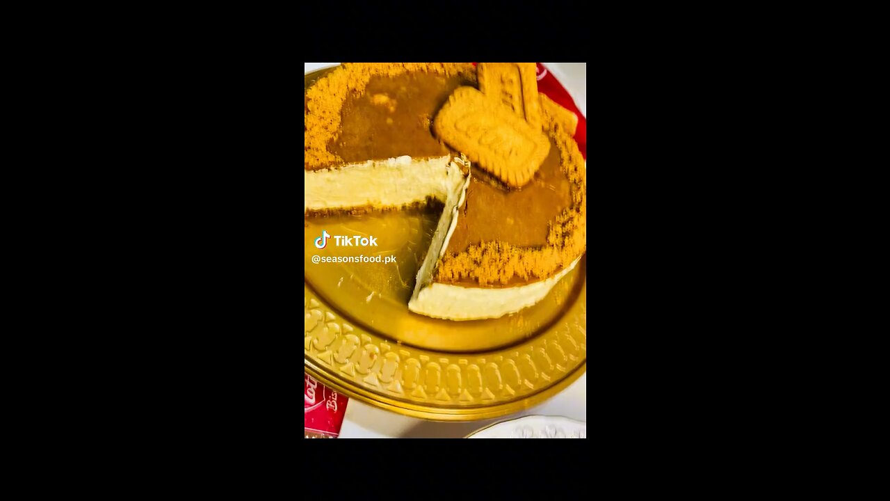 Lotus Cake