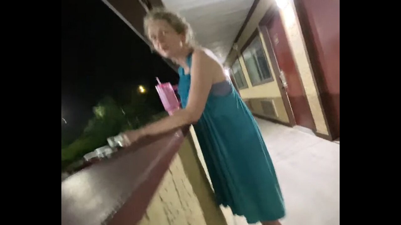 IP2 Stories - Waxiest Trolls a Crackhead