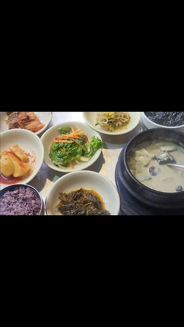 #Korea #wellbeing #food #cook Korean style Black rice with Field mushroom sesami soup