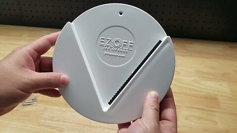 The Kitchen Gadget Everyone Needs To Own! EZ Off Jar Opener