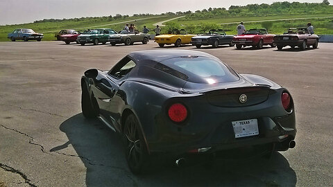 Alfa 4C at Harris Hill - FIAT Spring Thing 2016 Track Day